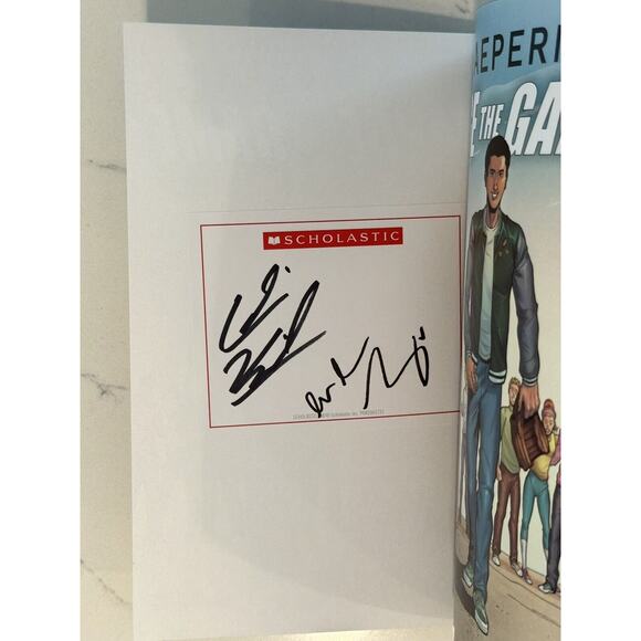 Colin Kaepernick SIGNED BOOK Change the Game FIRST EDITION Paperback AUTOGRAPHED - Picture 3 of 8